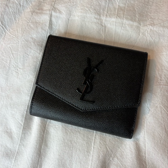 Saint Laurent Black Textured Wallet - Picture 2 of 7